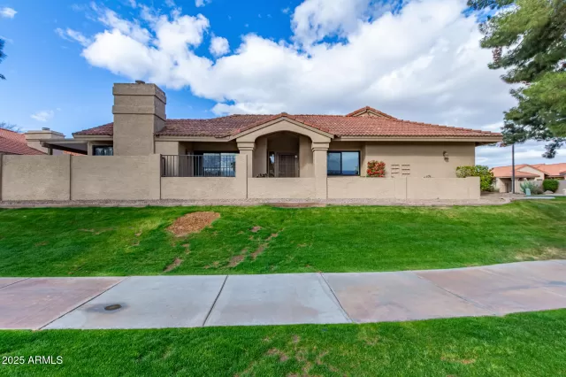 MLS: 6831978 Condo For Sale