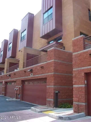 Photo #2: 6831982 Listing