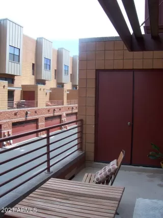 Photo #3: 6831982 Listing