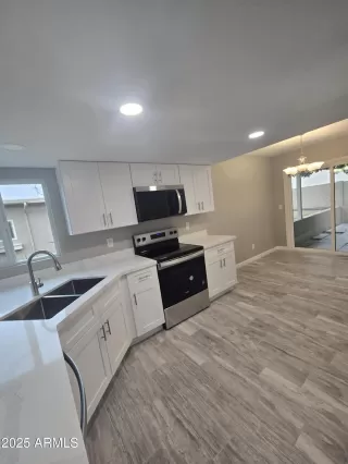 Photo #4: 6832588 Listing 