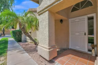 Photo #5: 6832729 Listing