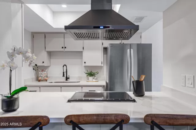 MLS: 6832800 Condo For Sale