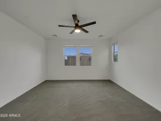 Photo #5: 6832945 Listing 