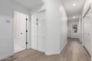 Photo #3: 6833712 Listing