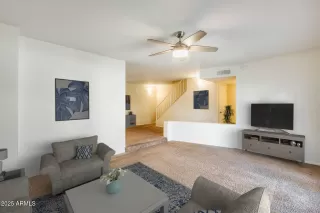 Photo #6: 6834080 Listing 