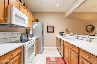 Photo #2: 6834144 Listing