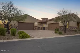 Photo #1: 6834151 Listing