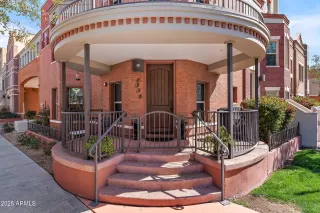 Photo #4: 6834552 Listing