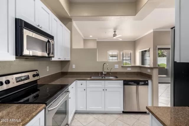 MLS: 6834745 Condo For Sale