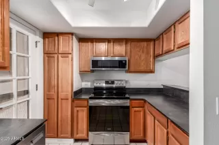 Photo #4: 6835569 Listing 