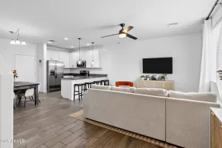 Photo #5: 6835604 Listing 