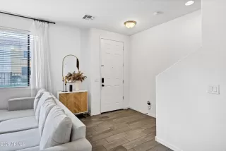 Photo #6: 6835604 Listing 