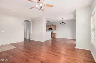 Photo #1: 6836016 Listing 