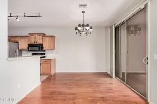 Photo #6: 6836016 Listing 