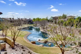 Photo #3: 6836049 Listing