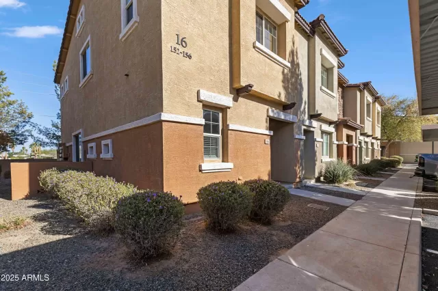 MLS: 6836167 Condo For Sale