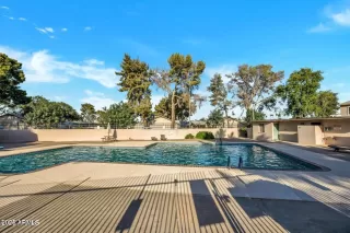 Photo #2: 6836966 Listing 