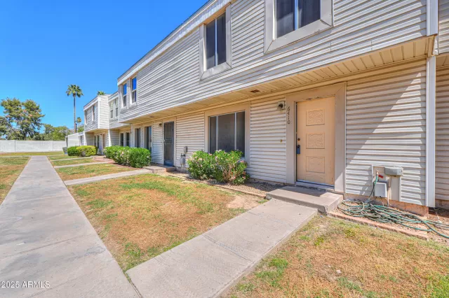 MLS: 6837011 Condo For Sale