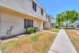 Photo #2: 6837011 Listing 