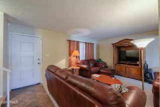 Photo #4: 6837011 Listing 