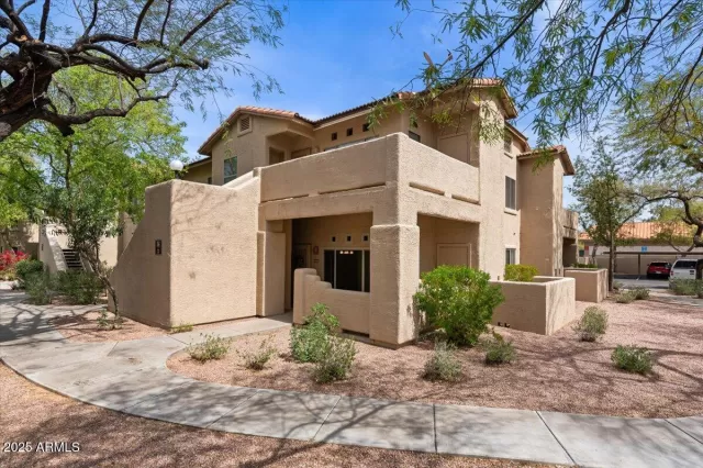 MLS: 6837219 Condo For Sale