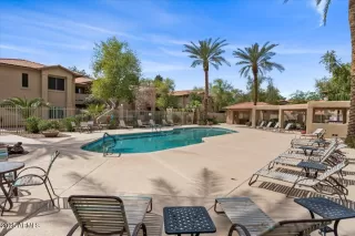 Photo #2: 6837219 Listing 