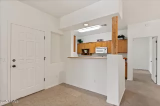 Photo #6: 6837219 Listing 