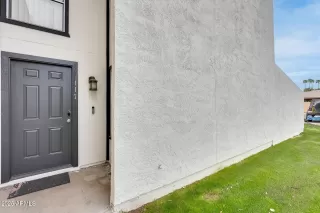 Photo #5: 6837220 Listing 