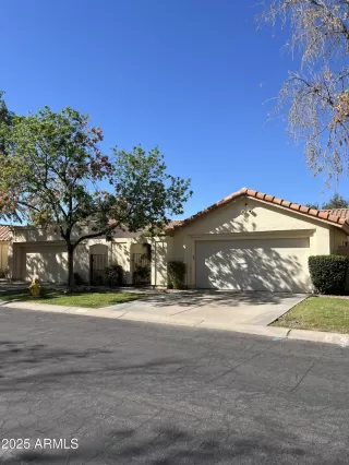 Photo #1: 6837338 Listing 