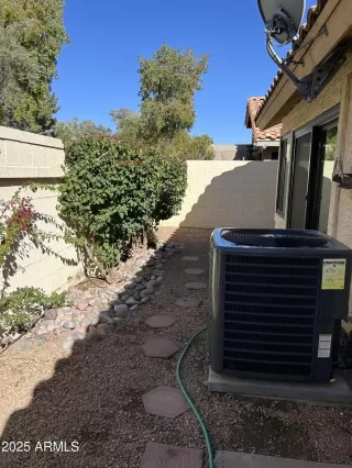 Photo #5: 6837338 Listing 