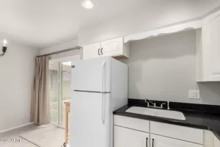 Photo #5: 6837345 Listing 