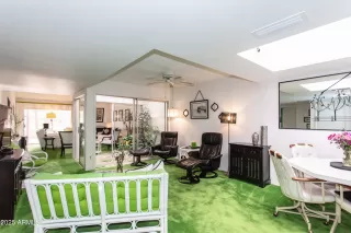 Photo #2: 6837617 Listing