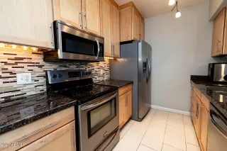 Photo #4: 6837706 Listing