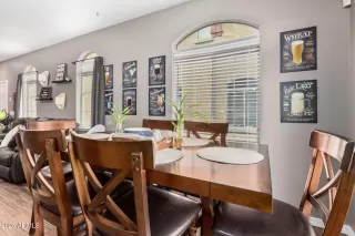 Photo #5: 6837910 Listing 