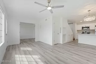 Photo #2: 6838127 Listing