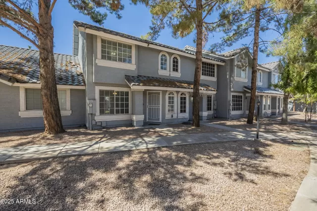 MLS: 6838141 Condo For Sale