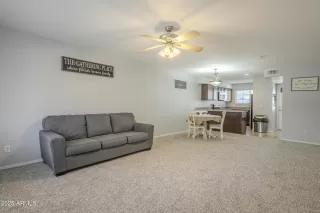 Photo #5: 6838141 Listing