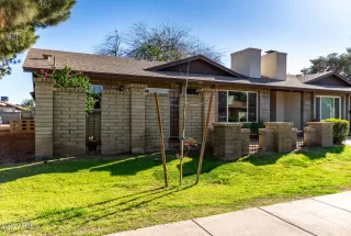 Photo #2: 6838249 Listing