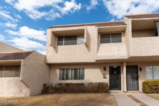 Photo #1: 6838518 Listing 