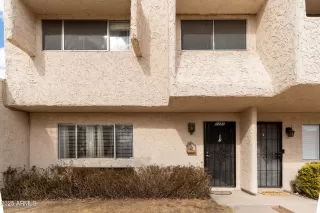 Photo #2: 6838518 Listing 