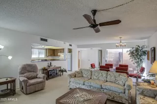 Photo #6: 6838657 Listing 