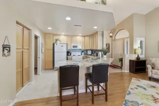 Photo #6: 6838762 Listing 