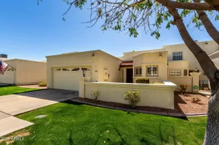 Photo #6: 6838829 Listing