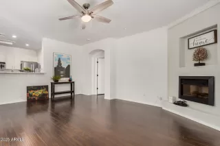 Photo #6: 6838942 Listing