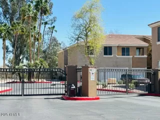 Photo #1: 6839159 Listing