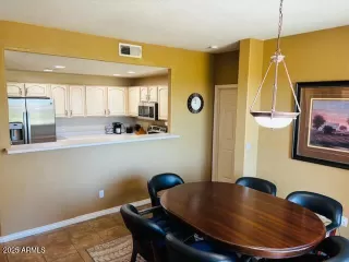 Photo #4: 6839159 Listing