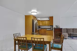 Photo #6: 6839188 Listing