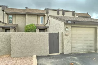 Photo #1: 6839191 Listing