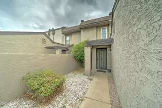 Photo #2: 6839191 Listing