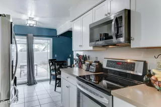 Photo #4: 6839191 Listing